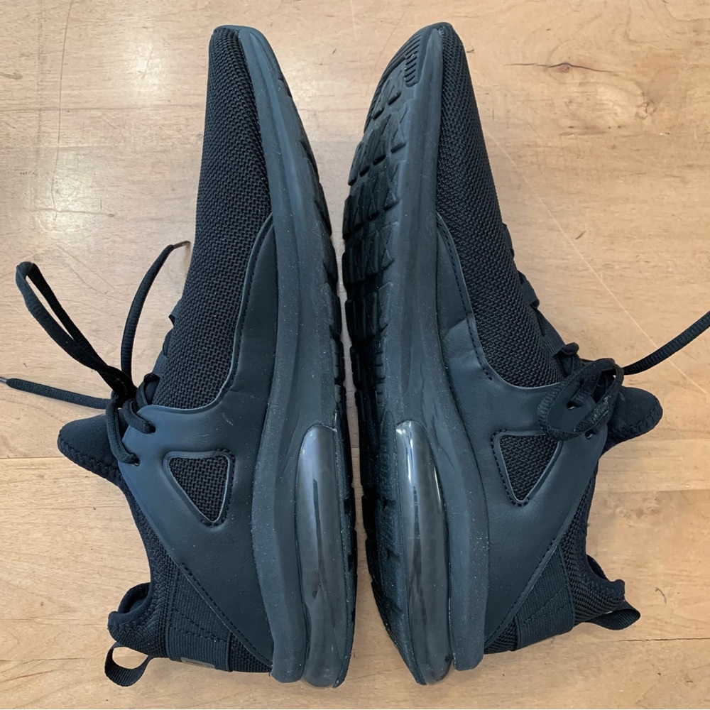 Men’s Puma Black Athletic Shoes Size 13